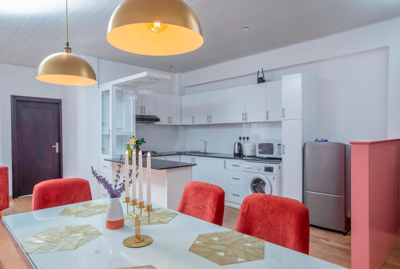 The Breeze Luxury Apartment Нувара-Элия Экстерьер фото