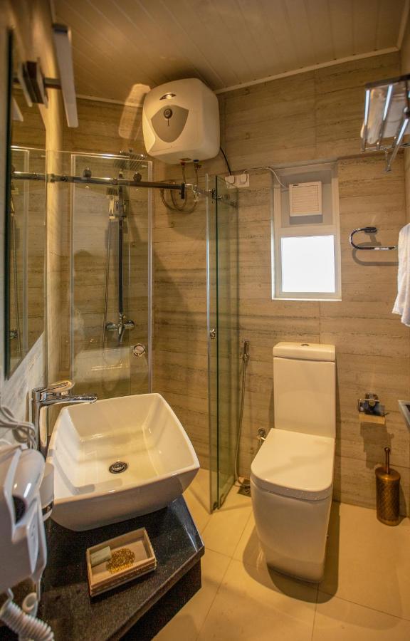The Breeze Luxury Apartment Нувара-Элия Экстерьер фото